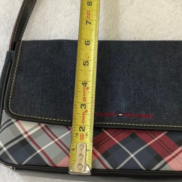 TOMMY HILFIGER CROSSBODY BAG - Picture 7 of 8
